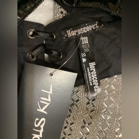 Dolls kill black top size medium - Picture 3 of 3